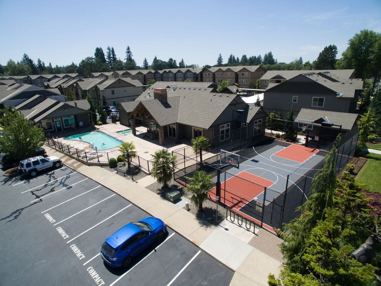 Amenity Center Pool & Sport Court Grounds